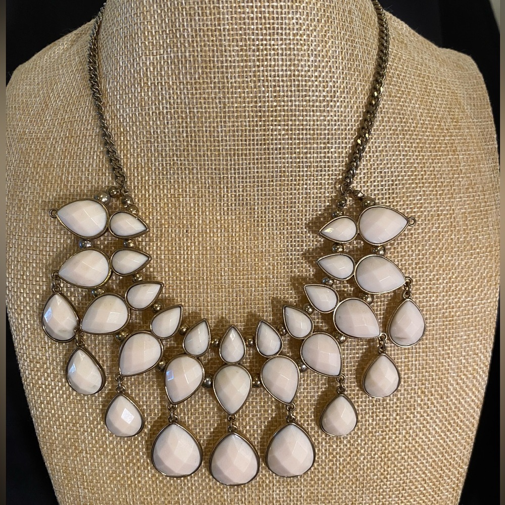 American Apparel Women's Cream & Gold Tone Bezel TearDrop Bib Necklace. 11.5”